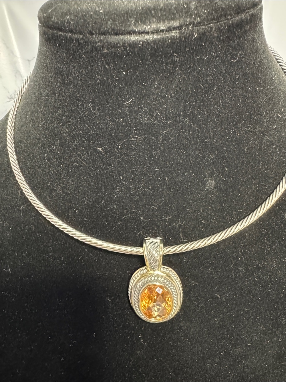 Source Unknown Silver Tone Necklace with Amber Gem Pendant